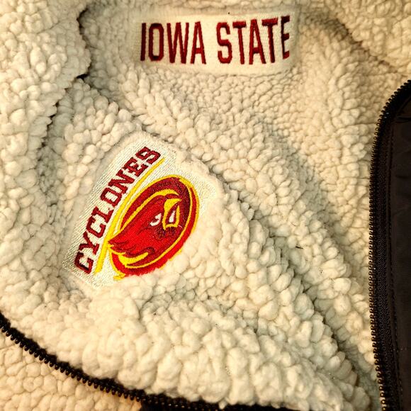 Iowa State Cyclones Reversible Sherpa Lined Puffer Vest Gray/ Red Embroidered M? - Picture 7 of 8